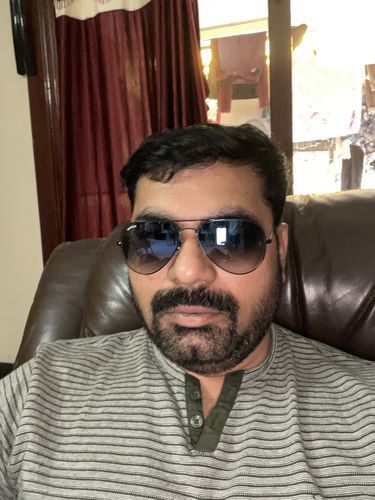 Customer photo review of Bavincis Tommy Black And Blue Gradient Edition Sunglasses