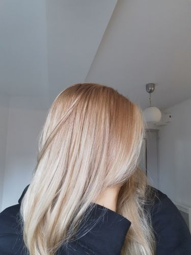 Customer photo review of Notre soin éclaircissant pour des cheveux rayonnants en moins de 5 minutes