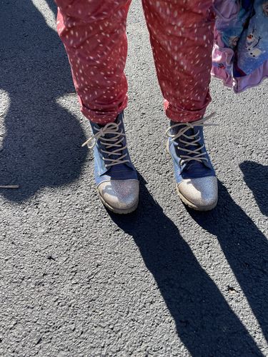 Customer photo review of [Rainbow Denim + Gold Glitter Toe] Boots