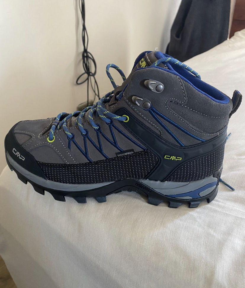 Customer photo review of Zapato Rigel Mid Hombre 3Q12947