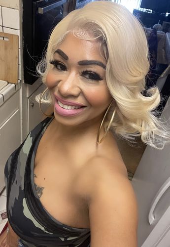 Customer photo review of Outre Melted Hairline Synthetic HD Lace Front Wig - SOVEIDA