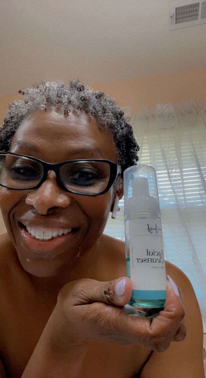 Customer photo review of Facial Cleanser - Boomin' Blueberry