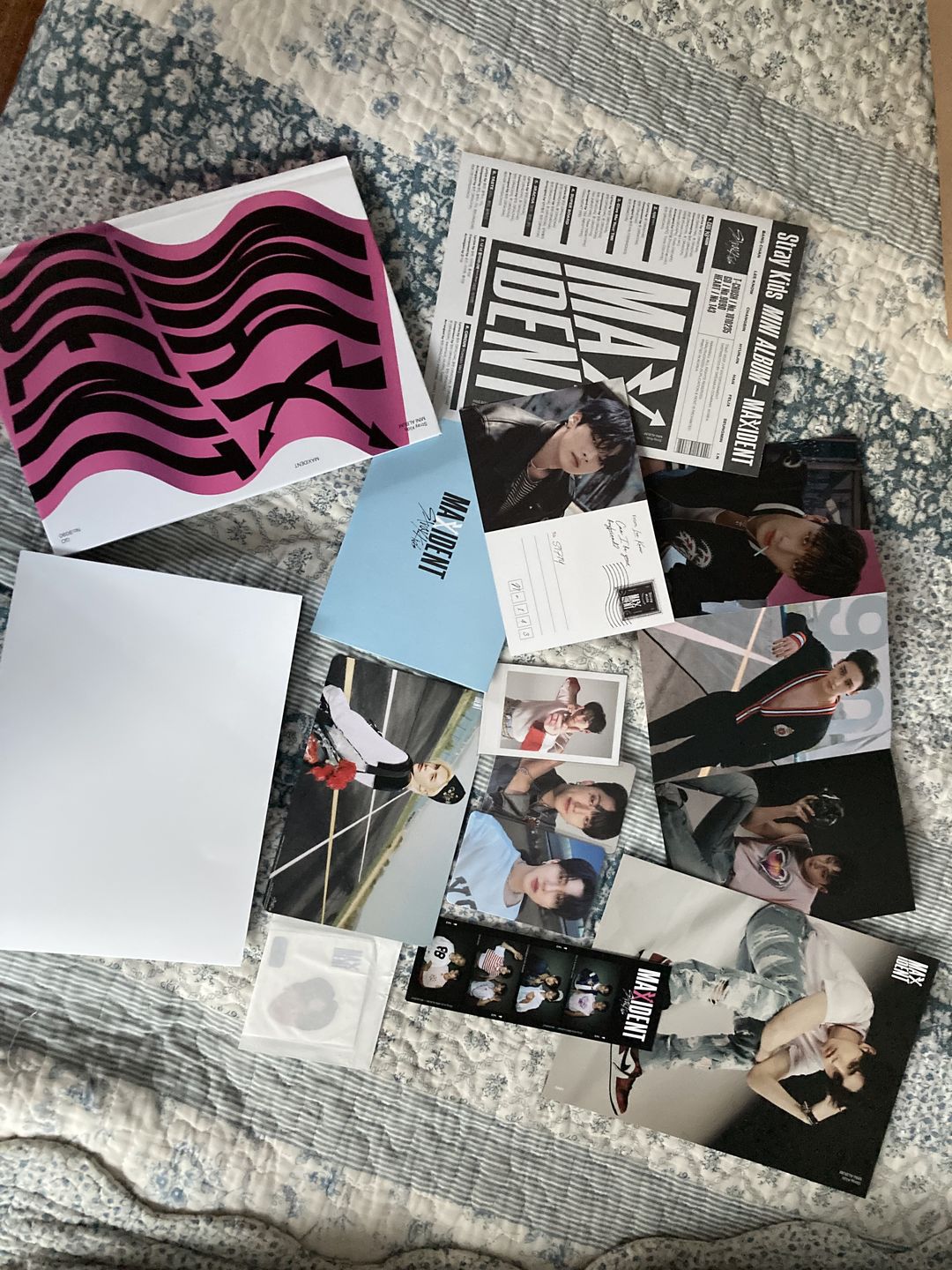 Customer photo review of (PRE-ORDEN) STRAY KIDS - MAXIDENT - VERSION LIMITADA