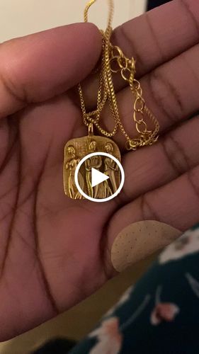 Customer video review of The Graces Necklace