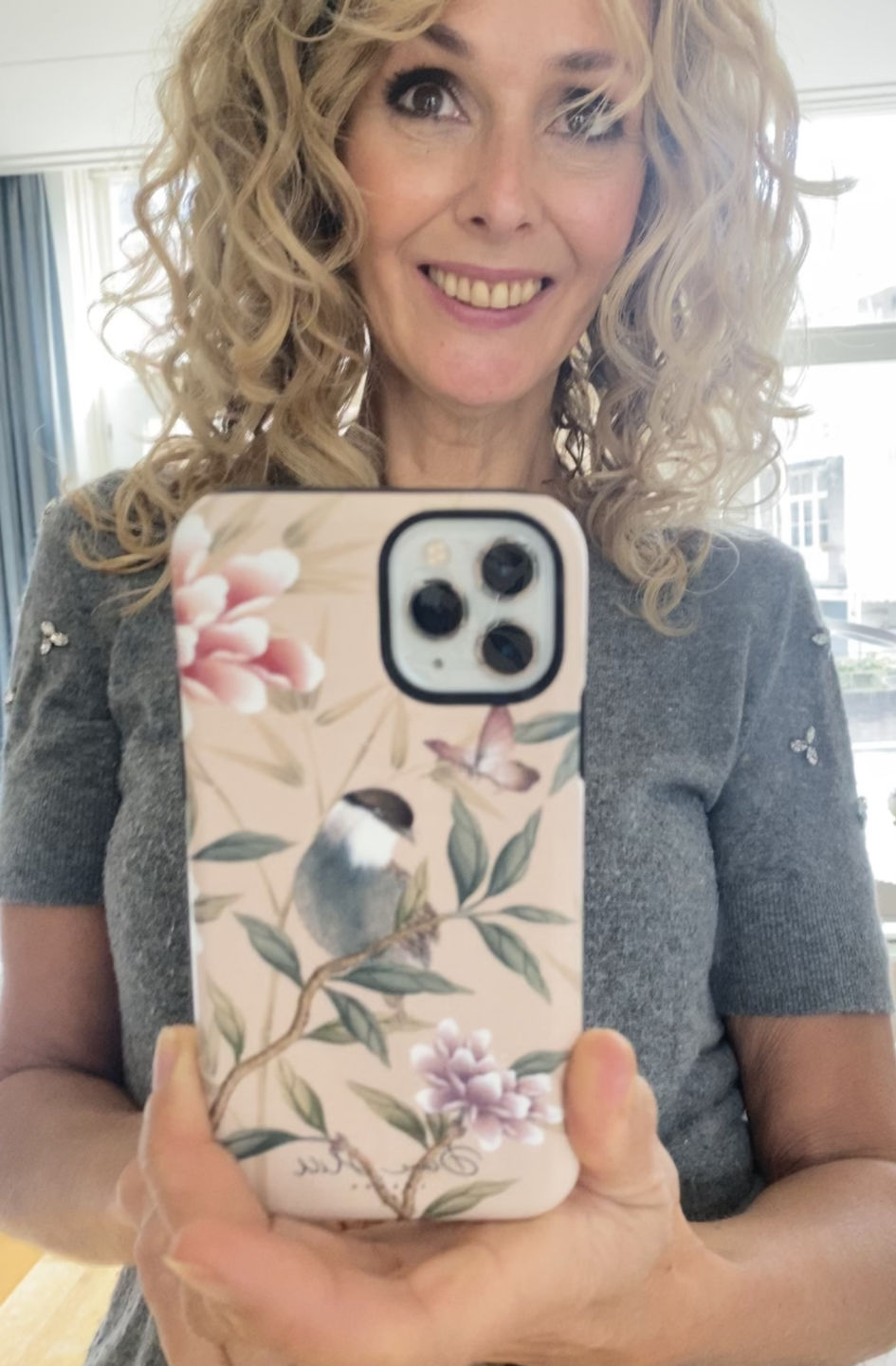 Customer photo review of Rosie Phone case