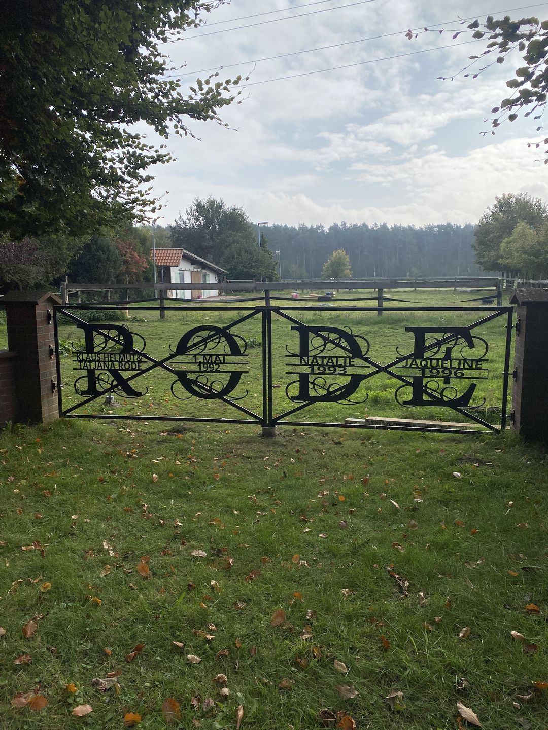Customer photo review of Namens-Monogramm zweizeilig (personalisierbar)