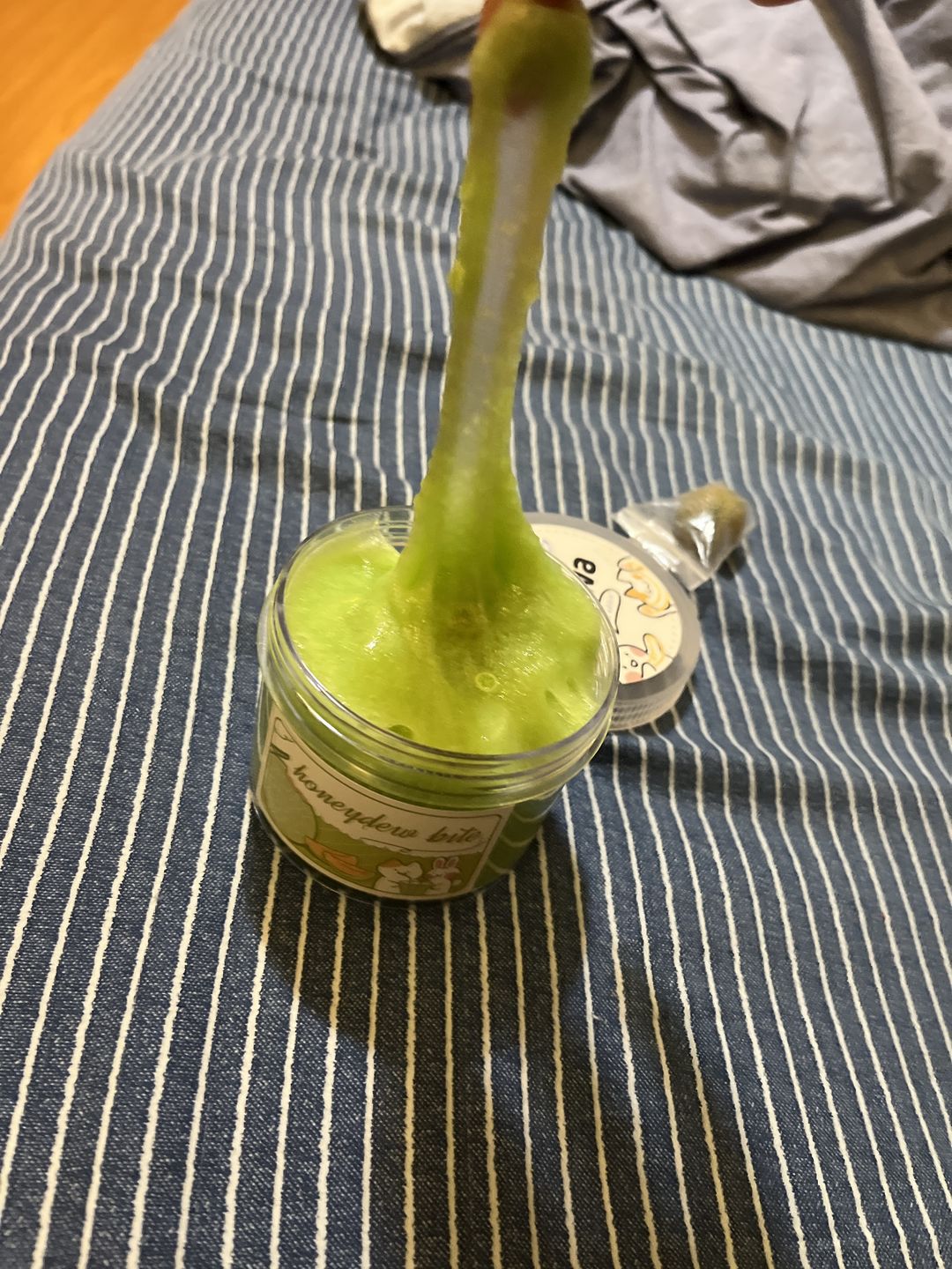 Customer photo review of Honeydrew Bite