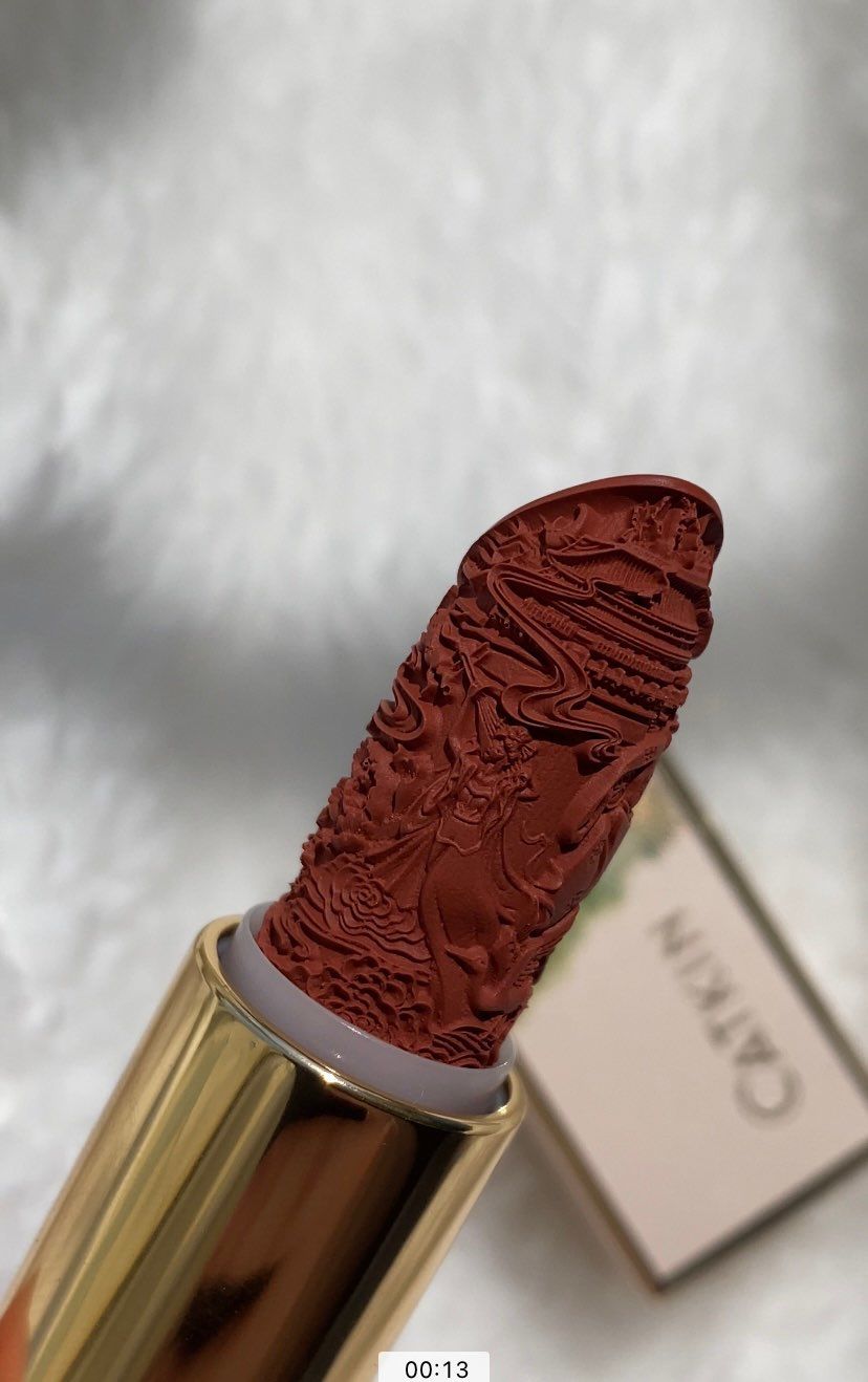 Customer photo review of Catkin Rouge Carving Lipstick
