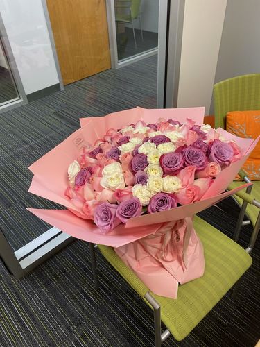 Customer photo review of 100 Rose Bouquet - Purple Deluxe