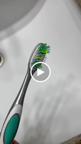 Customer video review of Clinical Care+ Healthy Gums Toothbrush (6-pack)