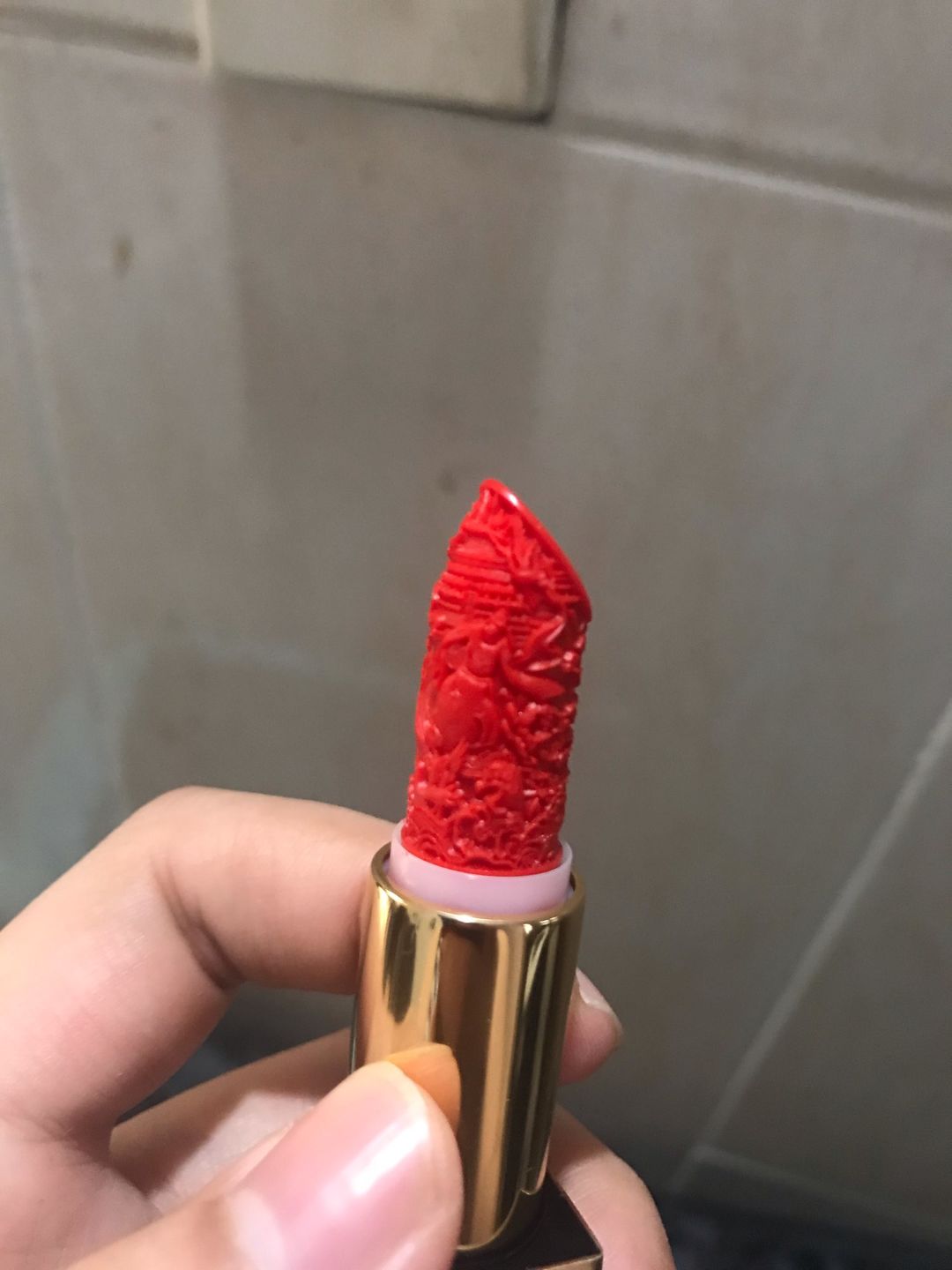 Customer photo review of Catkin Rouge Carving Lipstick
