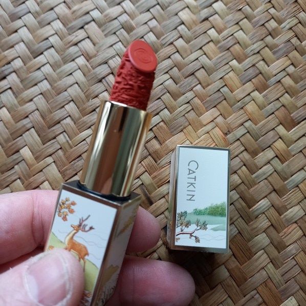 Customer photo review of Catkin Rouge Carving Lipstick