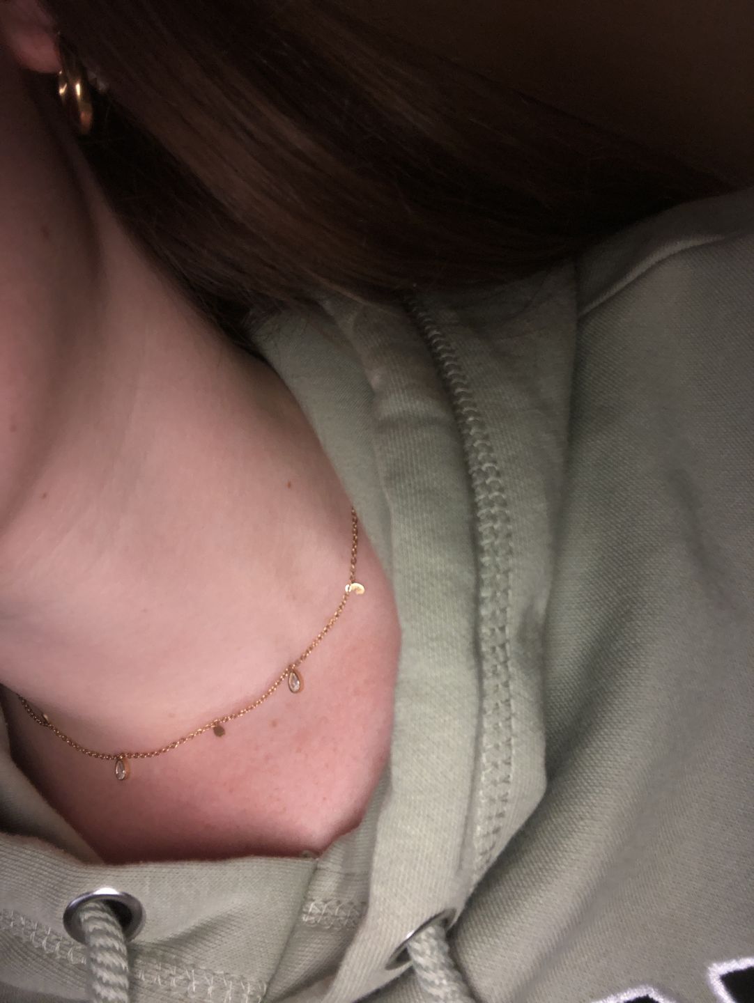 Customer photo review of Shine Drops Halskette | 18K vergoldet