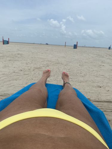 Customer photo review of 100% Natural & Organic Tanning Oil