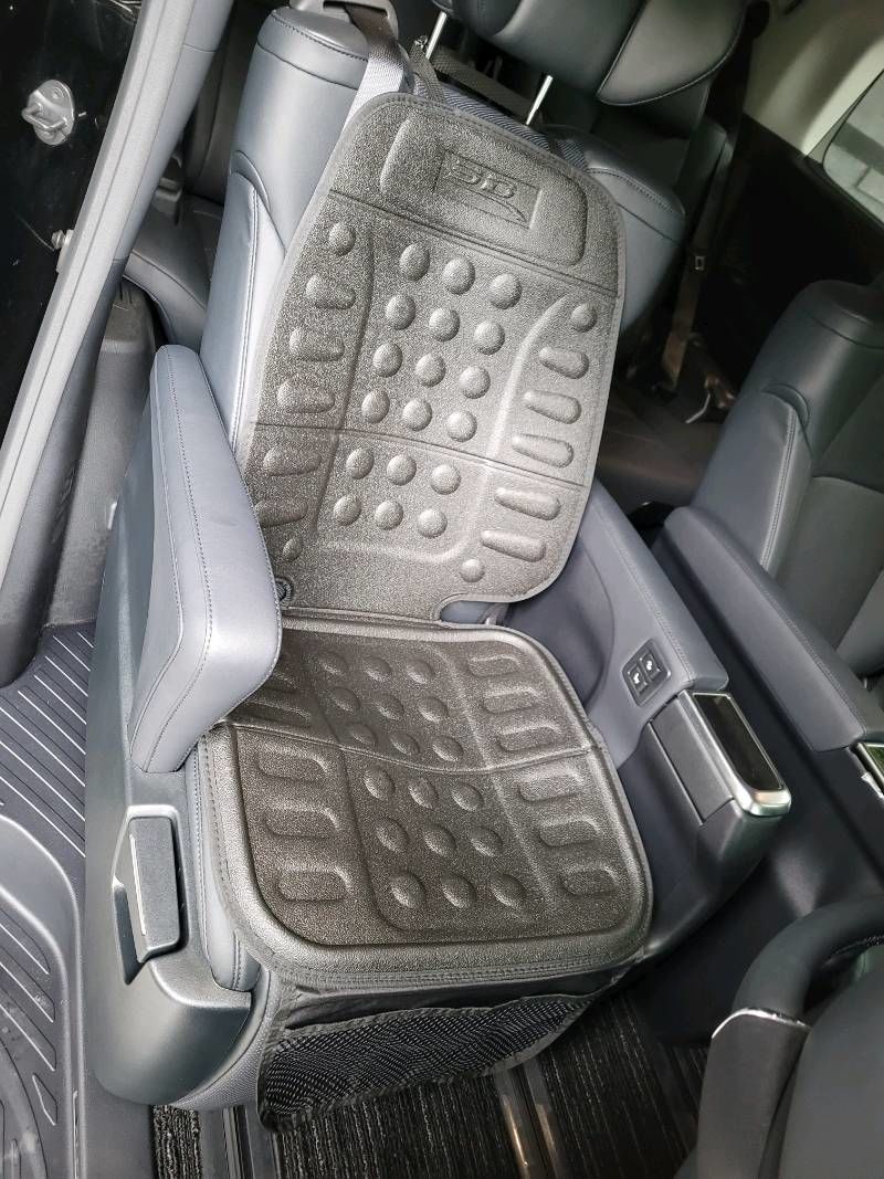 Customer photo review of CHILD CAR SEAT PROTECTOR