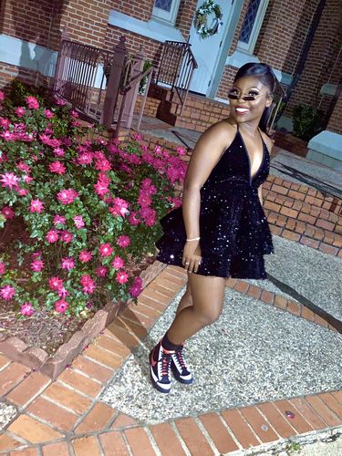 Customer photo review of “Yasmin” black (MADE TO ORDER)