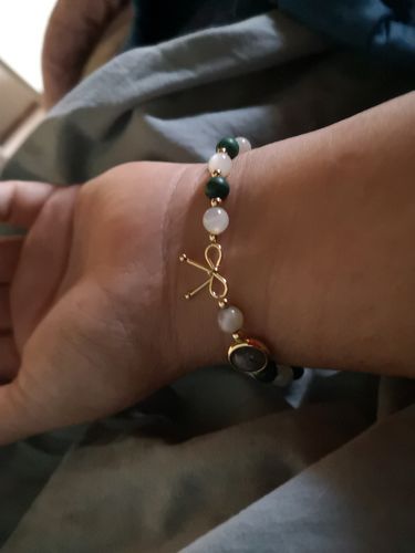 Customer photo review of Bracelet anti-douleur en malachite et pierre de lune | Or fin