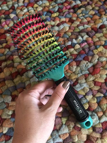 Customer photo review of My Sensory Space Detangler Hairbrush