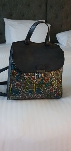 Customer photo review of Women Vintage Floral Leather Handbag