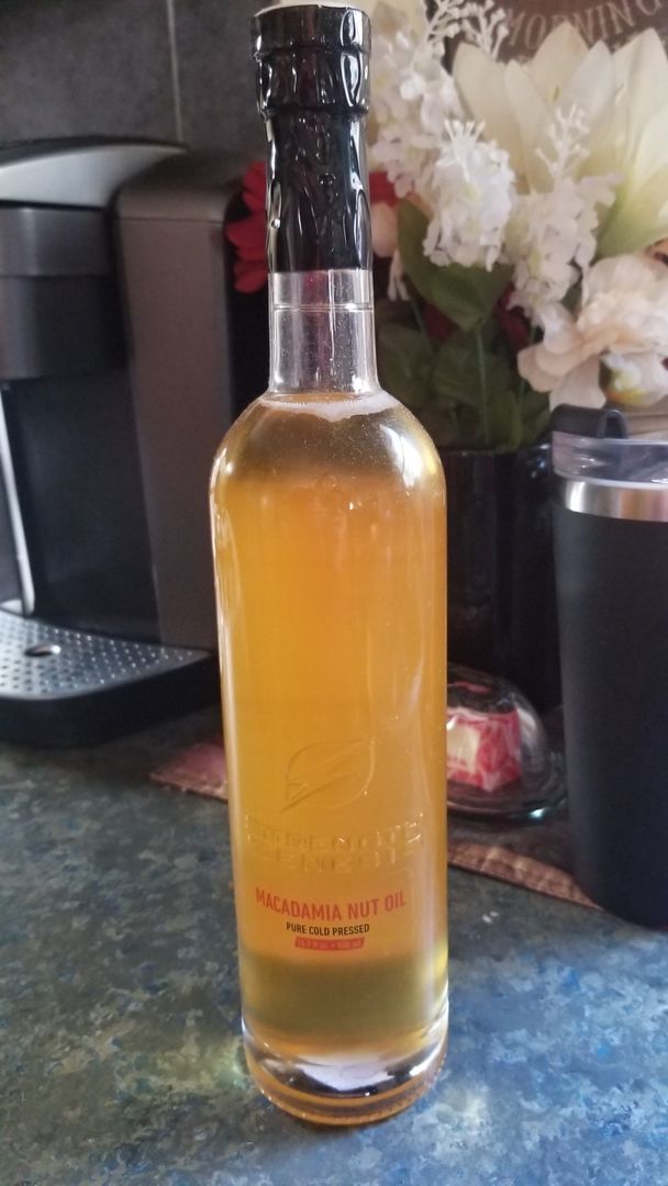Customer photo review of Australian Macadamia Nut Oil Cold Pressed (500ml Bottle)