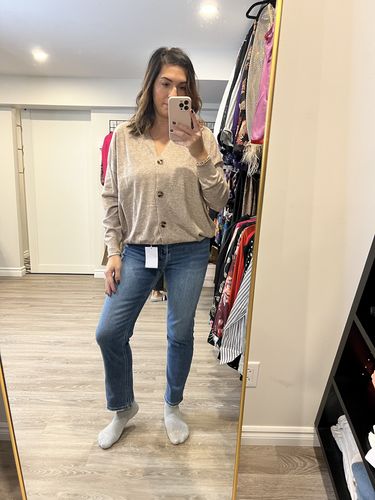 Customer photo review of Shirley High Rise Slim Straight Ankle