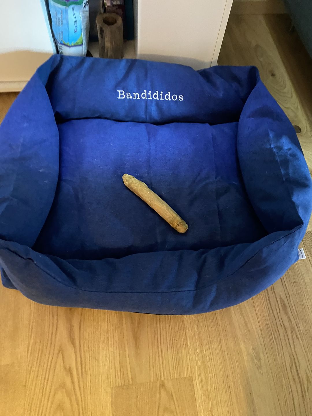 Customer photo review of Persönliche Gravur - Orthopädische Hunde Couch