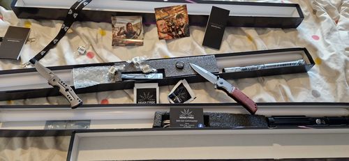 Customer photo review of Saber Mystery Box