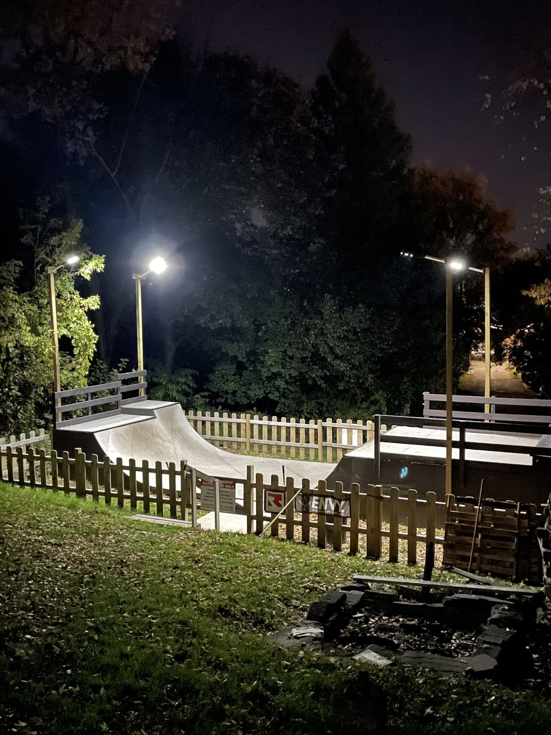 Customer photo review of 140W Solar Street Light 14000 Lumens