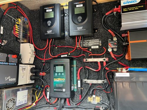 Customer photo review of iTechworld 40A 12/24v MPPT solar charge controller