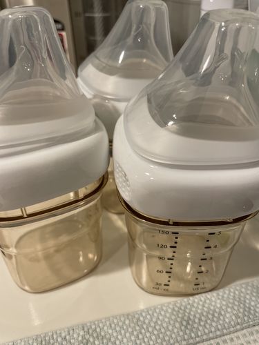 Customer photo review of Hegen Nipple Medium Flow, 2-Pack (3 to 6 months)