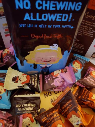 Customer photo review of Assorted Flavors Tin