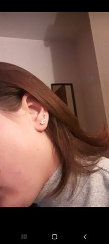 Customer photo review of Boucle d'oreille fleur grimpante Flora