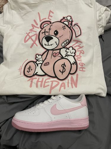 Customer photo review of Question Mid Pink Toe DopeSkill T-Shirt BEAN Graphic