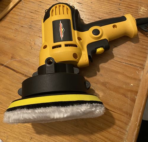 Customer photo review of Pulidora Electrica Orbital para Auto 4500 Rpm 5 Pulgadas