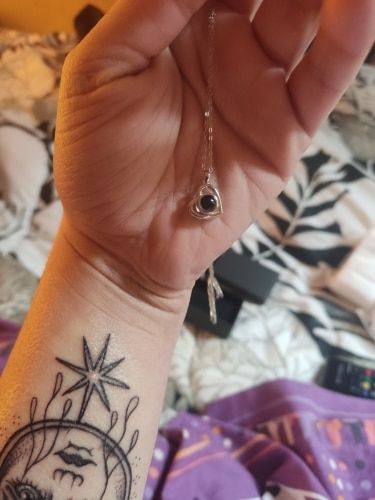 Customer photo review of Colar Coração Personalizável