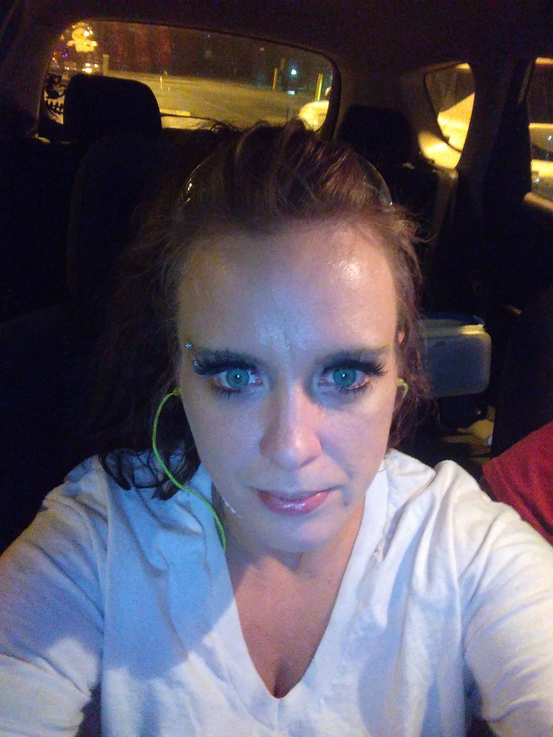 Customer photo review of Himalaya Green Prescription Coloured Contact Lenses