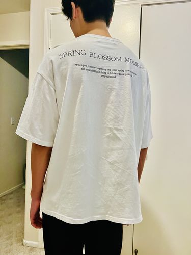 Customer photo review of RT No. 4489 WHITE LETTERED PRINTED SHORTSLEEVE