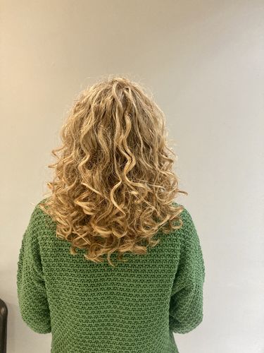 Customer photo review of This is a Curl Building Serum