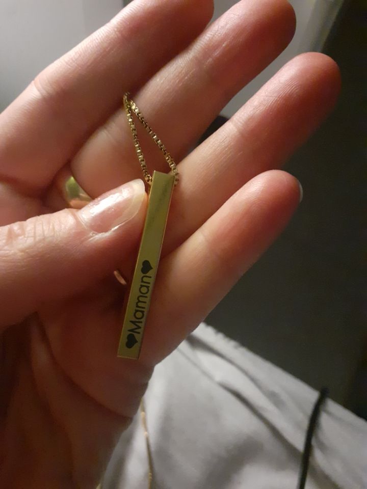 Customer photo review of Collier Personnalisé Barre 3D