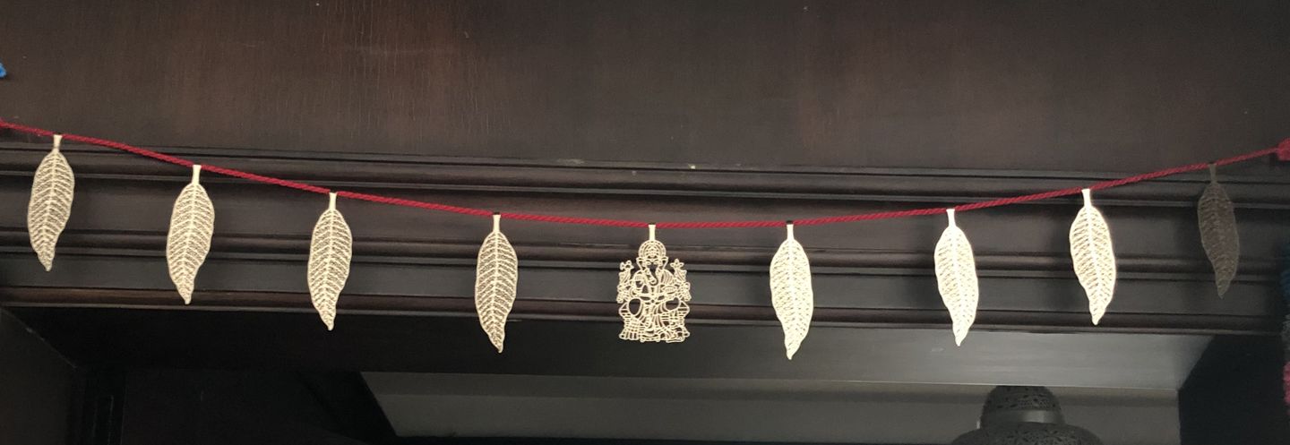 Customer photo review of Decorative Door Hanging Leaf Brass