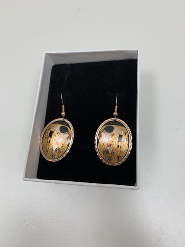 Customer photo review of Gustav Klimt The Kiss Tasarım Küpe