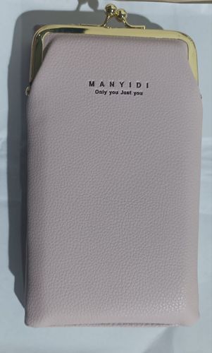 Customer photo review of Bolso de mano portacelular