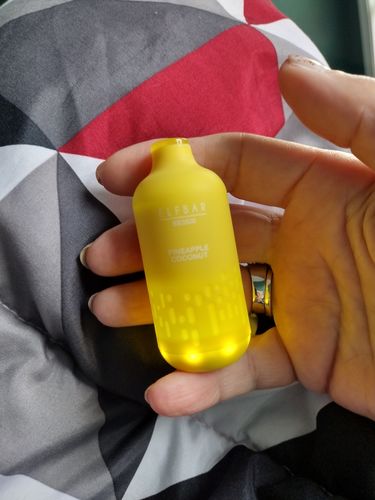 Customer photo review of Air Bar Box 5000 Puffs