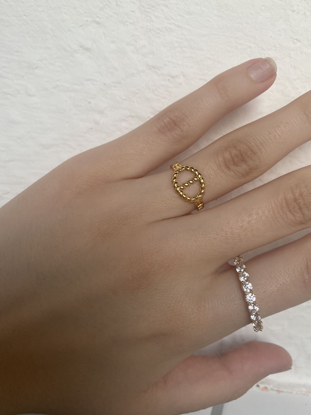 Customer photo review of Azura Ring | 18K vergoldet