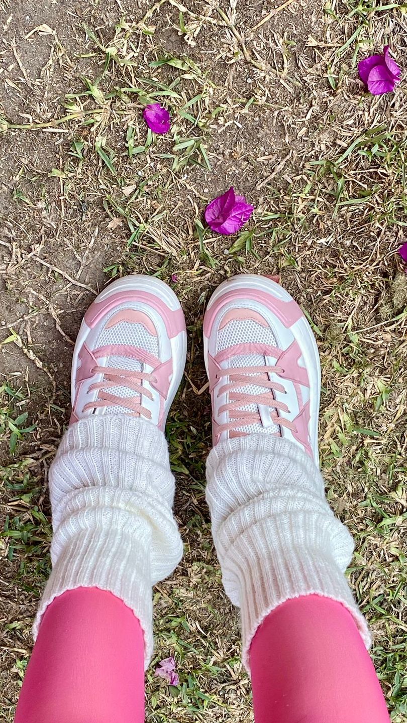 Customer photo review of ZAPATILLA ROSA C7324