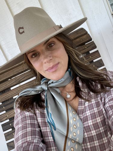 Customer photo review of Tucumcari - Chambray Blue