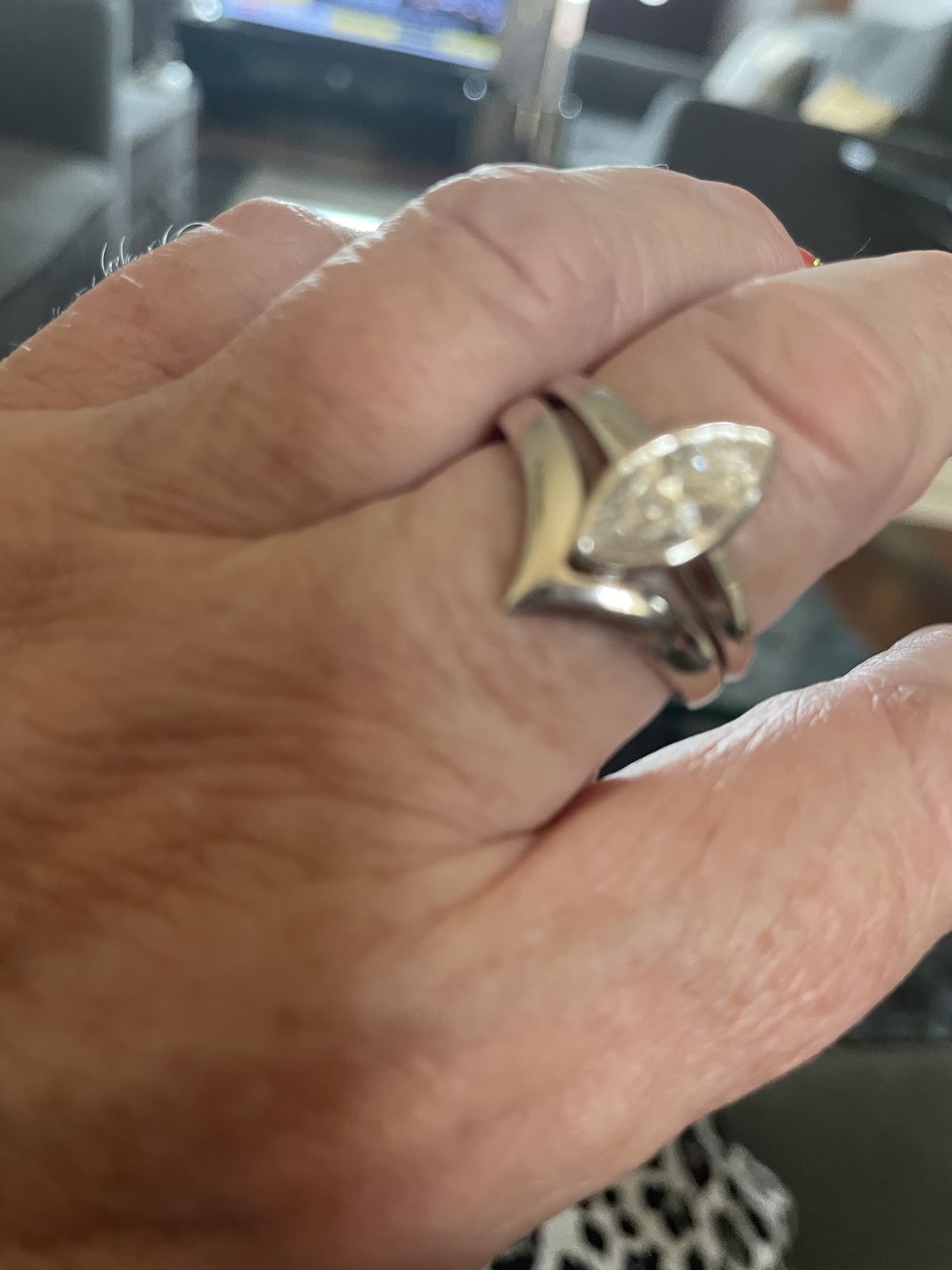 Customer photo review of Surf Moon Solitaire Moissanite Ring