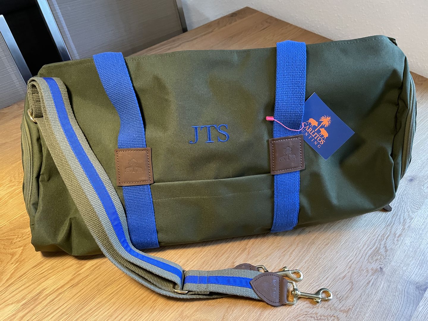 Customer photo review of Dufflebag -M- DESIGN YOUR OWN