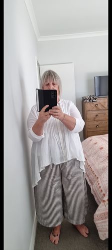Customer photo review of Amalfi Blouse Crisp White