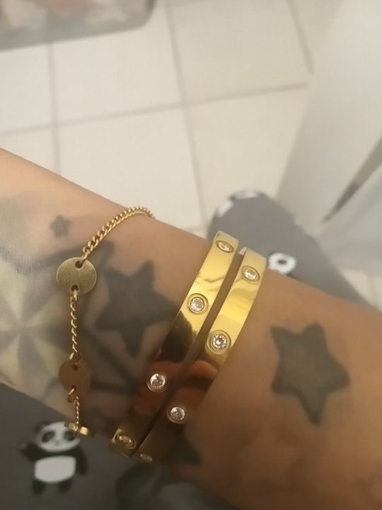 Customer photo review of IT’S DESIGNER BRACELETS | Tarnish Free | Stainless Steel | Bracelet (1 piece)